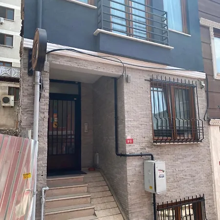 伊斯坦布尔枢纽公寓 4*