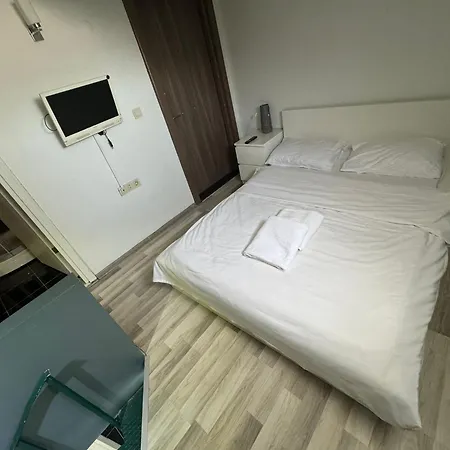 伊斯坦布尔枢纽公寓 4*