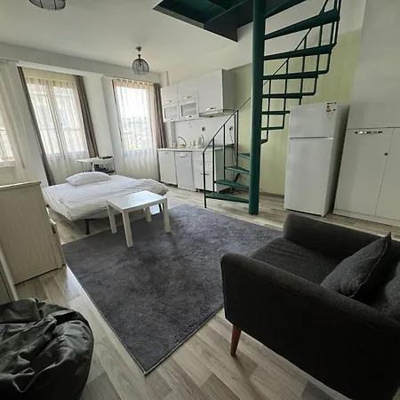 Hub Flats Hotel