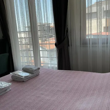 Hub Flats Hotel 4*