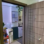 Hub Flats Hotel