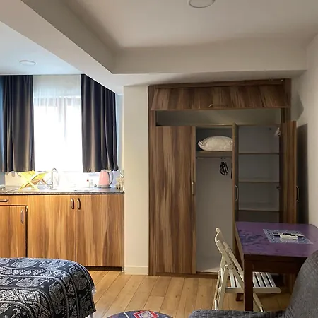 Hub Flats