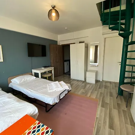 Hub Flats Hotell 4*