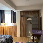 Hub Flats