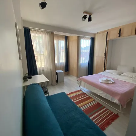 Hub Flats Hotel